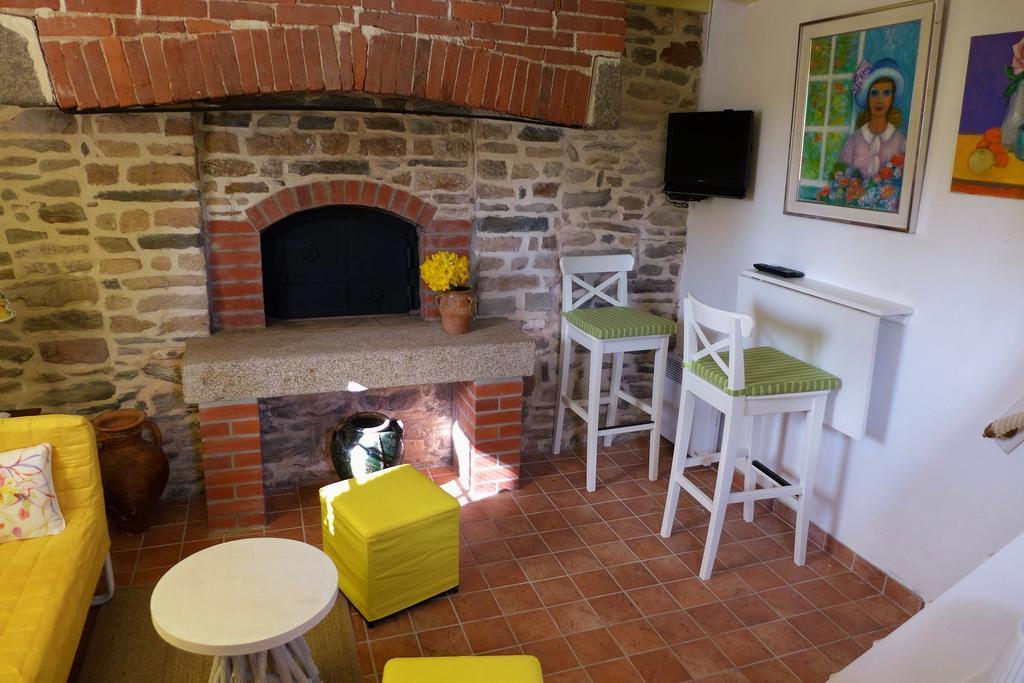 Villa La Boulangerie à Genêts Extérieur photo