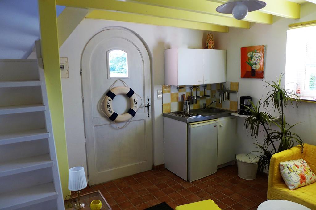 Villa La Boulangerie à Genêts Extérieur photo